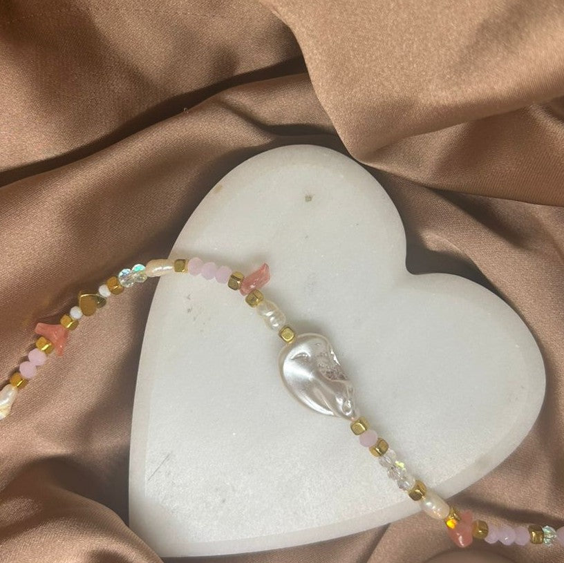 ''Sweetheart Glow'' Anklet