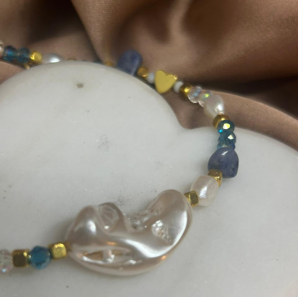 ''Sweetheart Glow'' Anklet