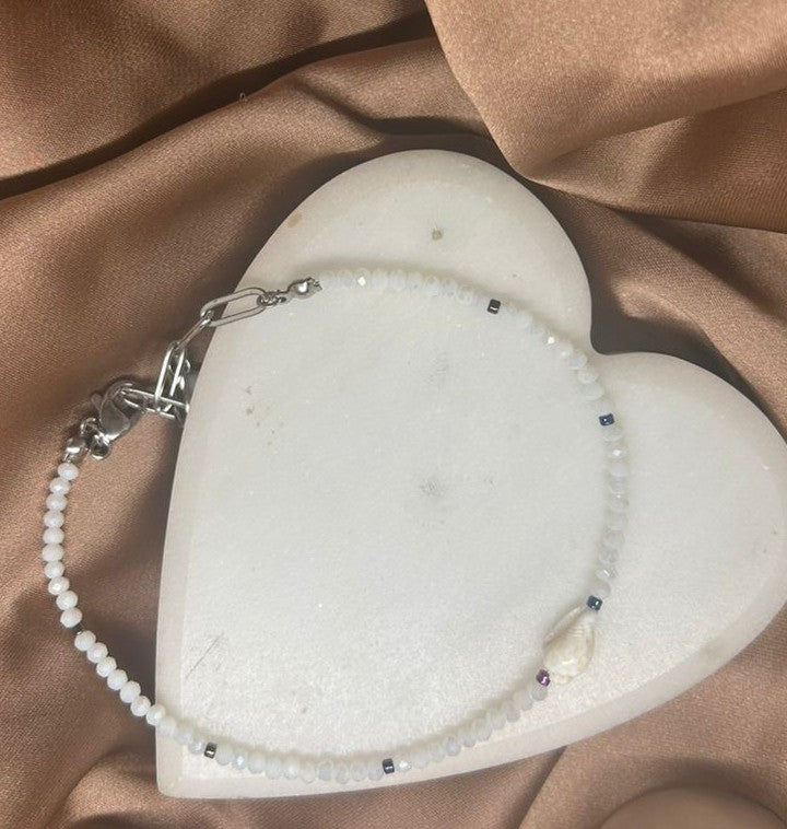''Ivory Shell'' Anklet