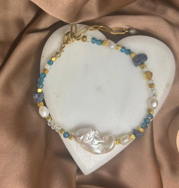 ''Sweetheart Glow'' Anklet